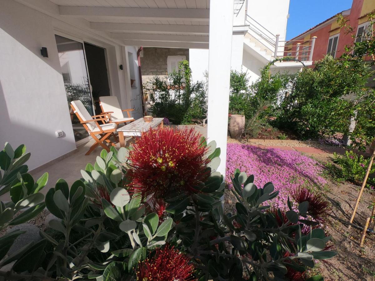 B&B Les Chambres Rooms & Suite Santa Teresa Gallura Exterior photo