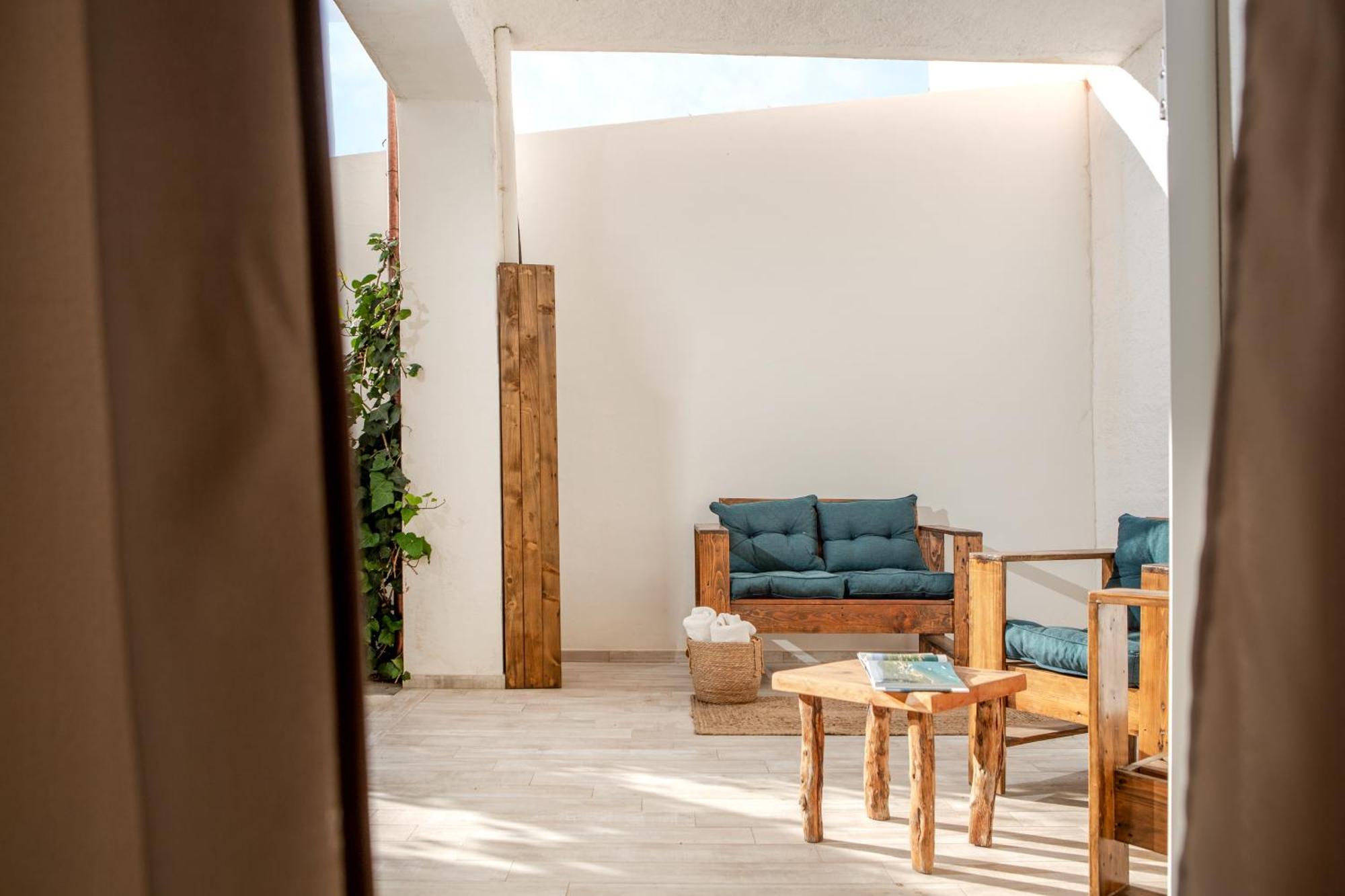 B&B Les Chambres Rooms & Suite Santa Teresa Gallura Exterior photo